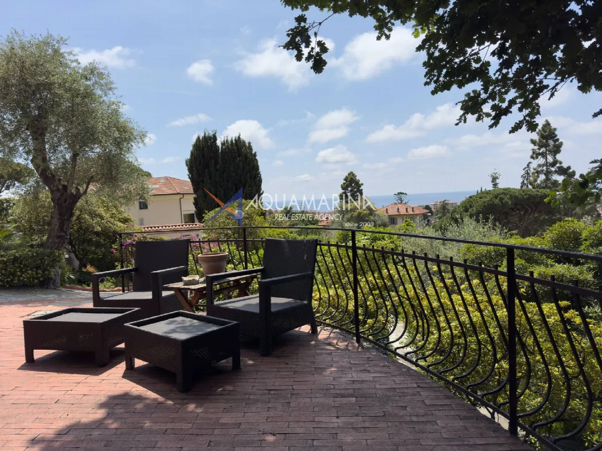Villa in vendita a Bordighera - foto 2