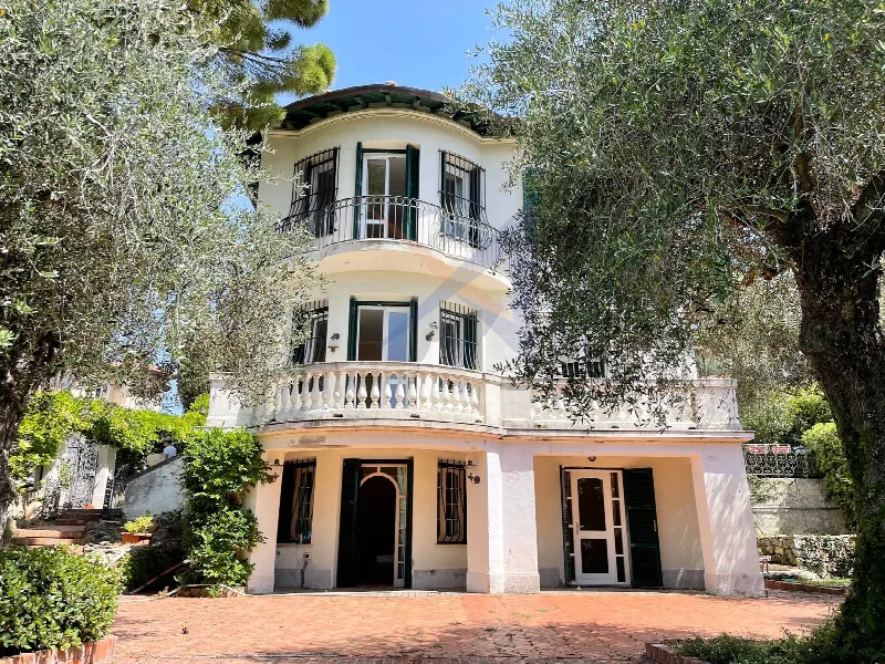 Villa in vendita a Bordighera - foto 1