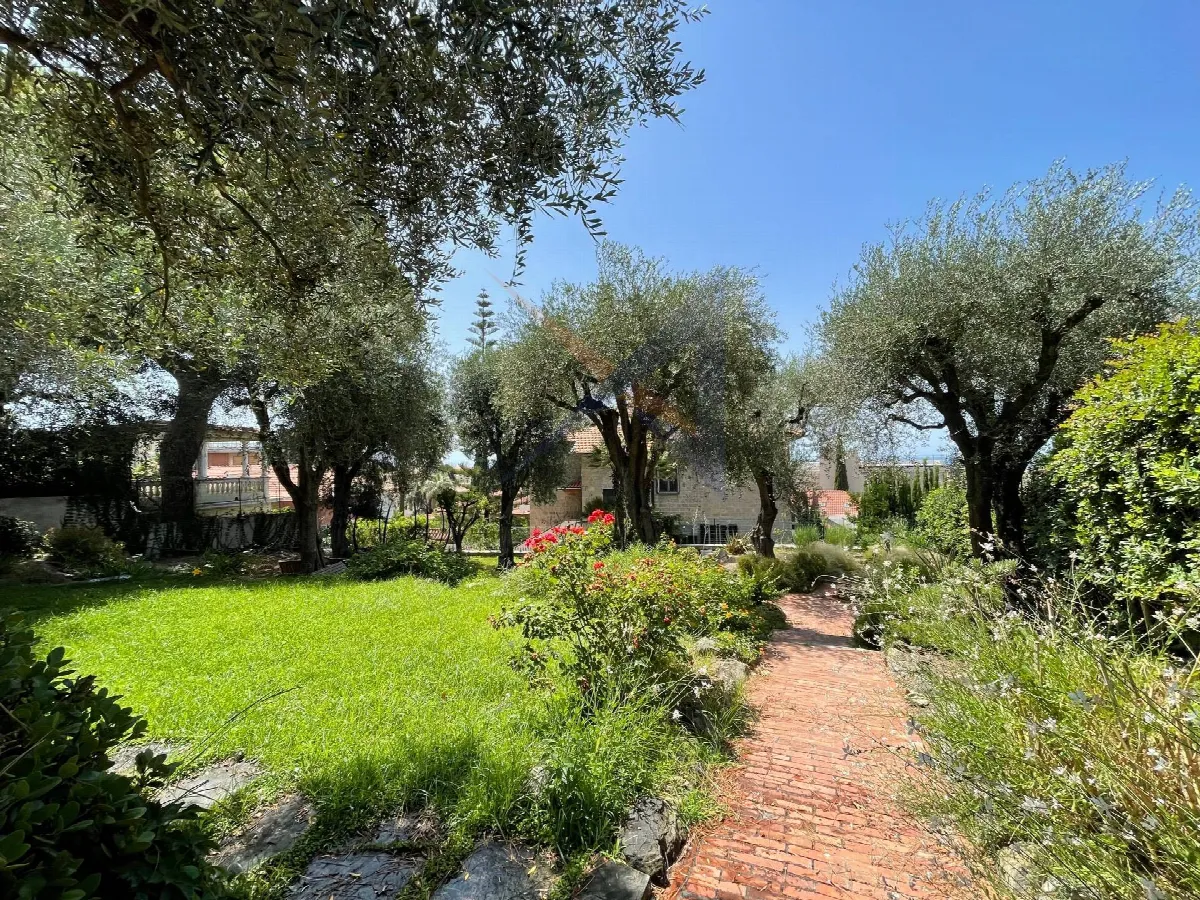 Villa in vendita a Bordighera - foto 2