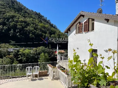 Villa a Dolceacqua