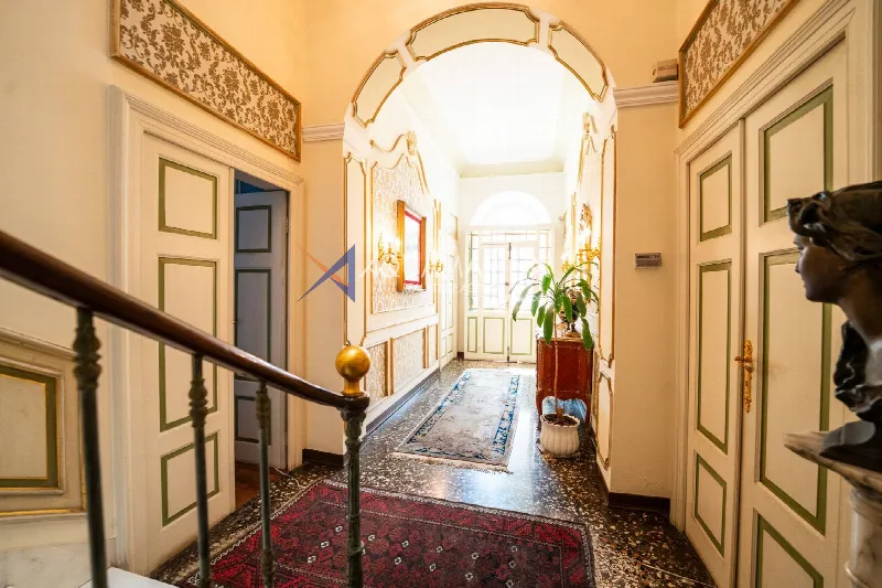 Villa in vendita a Imperia - foto 1