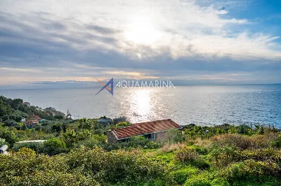 Villa in vendita a Cipressa - foto 1