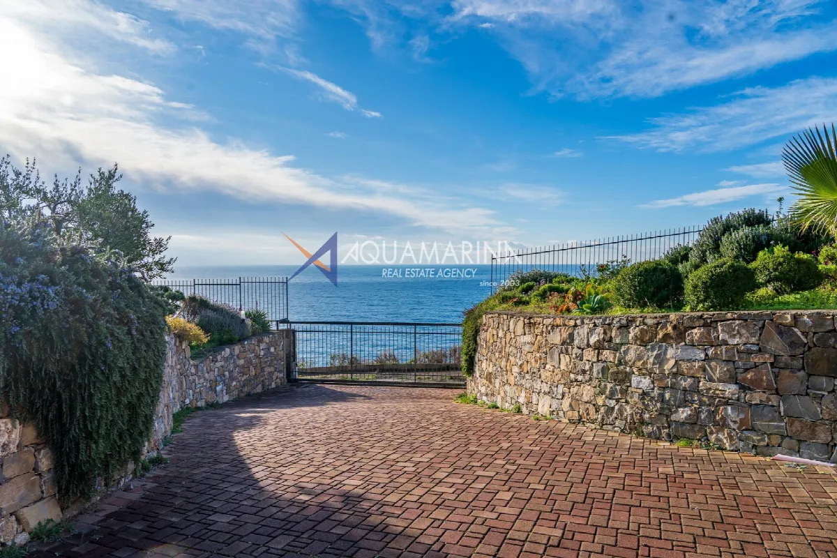 Villa in vendita a Cipressa - foto 3