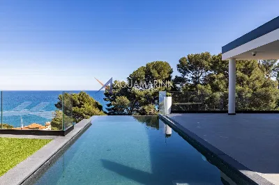 Villa a Diano Marina