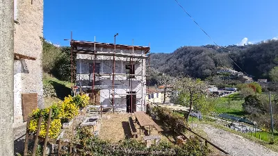 Rustico/Casale in vendita a San Colombano ... - foto 1