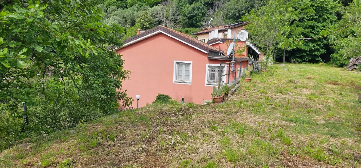 Casa Indipendente in vendita a Mezzanego - foto 4