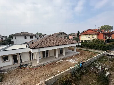 Villa in vendita a Lainate - foto 2