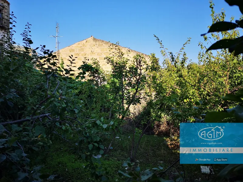 Rustico/Casale in vendita a Palermo, Calatafimi Bassa, Indipendenza, Zisa, Università - foto 1