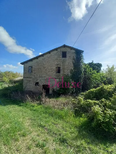 Rustico/Casale in vendita a Macerata - foto 2