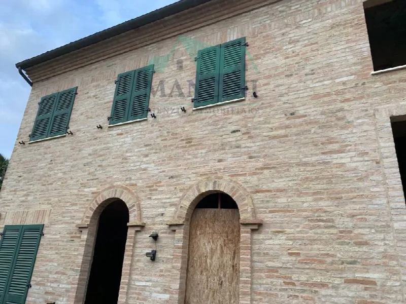 Villa in vendita a Santa Maria Nuova - foto 1