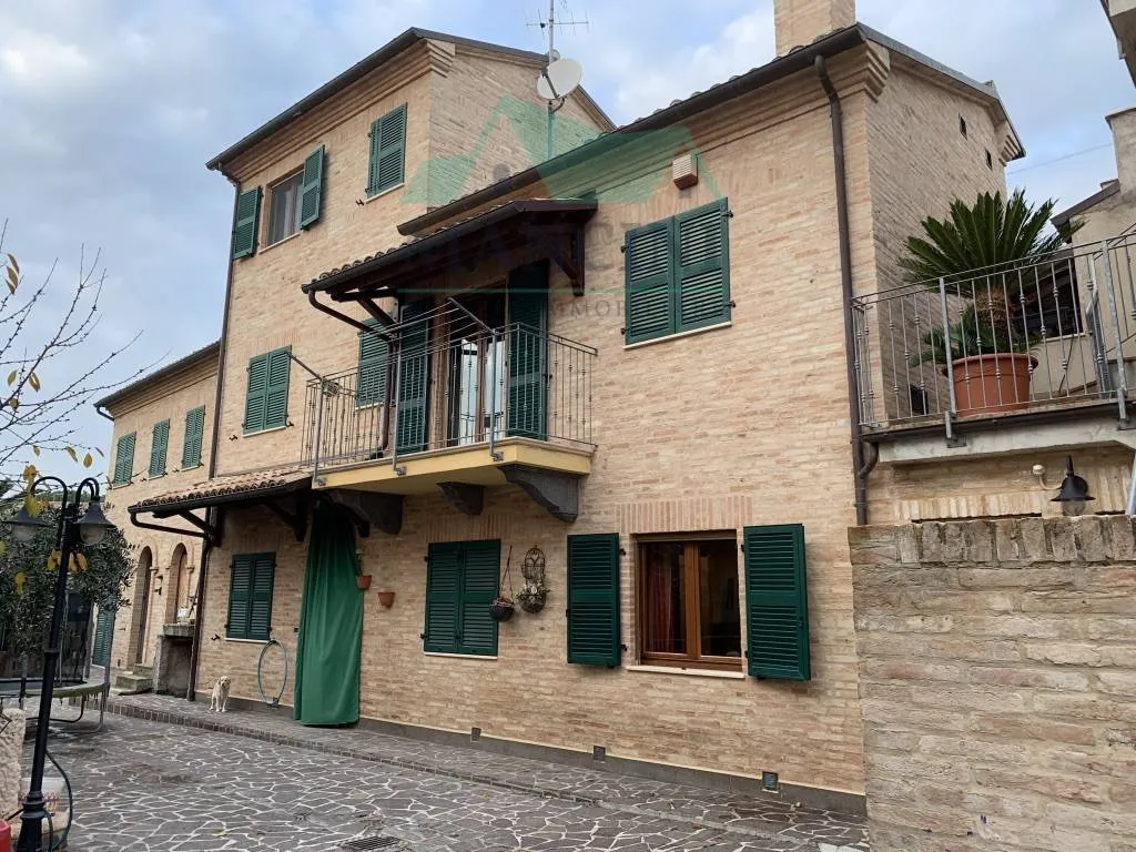 Villa in vendita a Santa Maria Nuova - foto 2