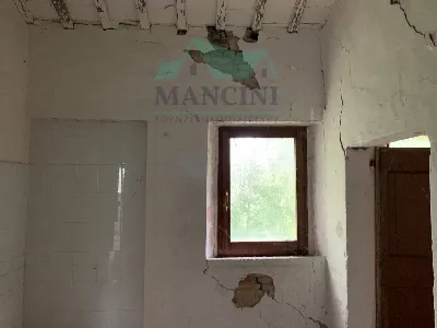 Rustico/Casale in vendita ad Agugliano - foto 9