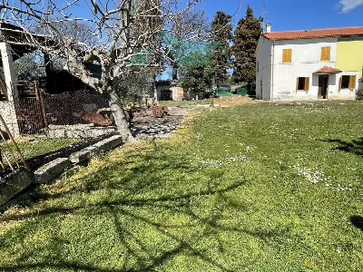 Rustico/Casale in vendita a Jesi - foto 1