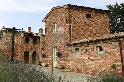 Rustico/Casale in vendita a Torrita di Sie... - foto 3