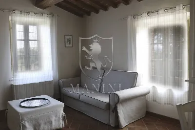 Rustico/Casale in vendita a Torrita di Sie... - foto 4