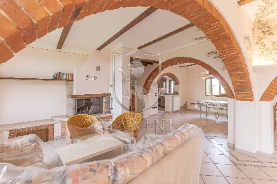 Rustico/Casale in vendita a Cortona - foto 3
