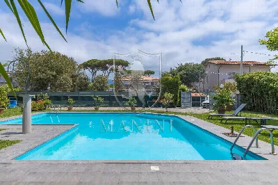 Villa in vendita a Forte dei Marmi - foto 2