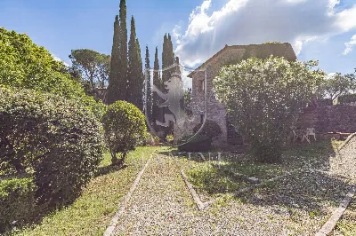 Palazzo/Stabile in vendita a Radda in Chia... - foto 5