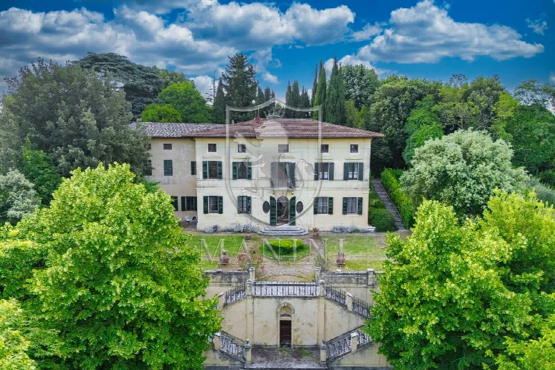 Palazzo/Stabile in vendita a Siena, Centro Storico - foto 1