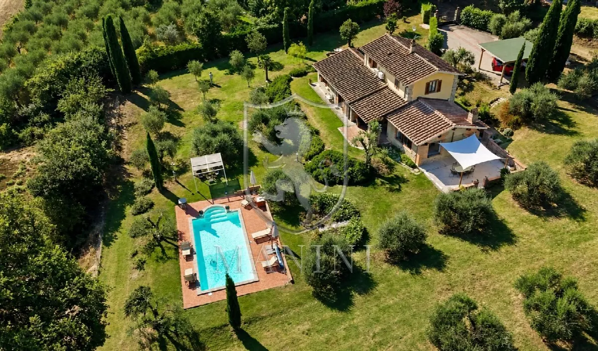 Rustico/Casale in vendita a Cortona - foto 2
