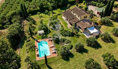 Rustico/Casale in vendita a Cortona - foto 2
