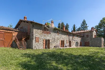 Rustico/Casale in vendita a Loro Ciuffenna - foto 1