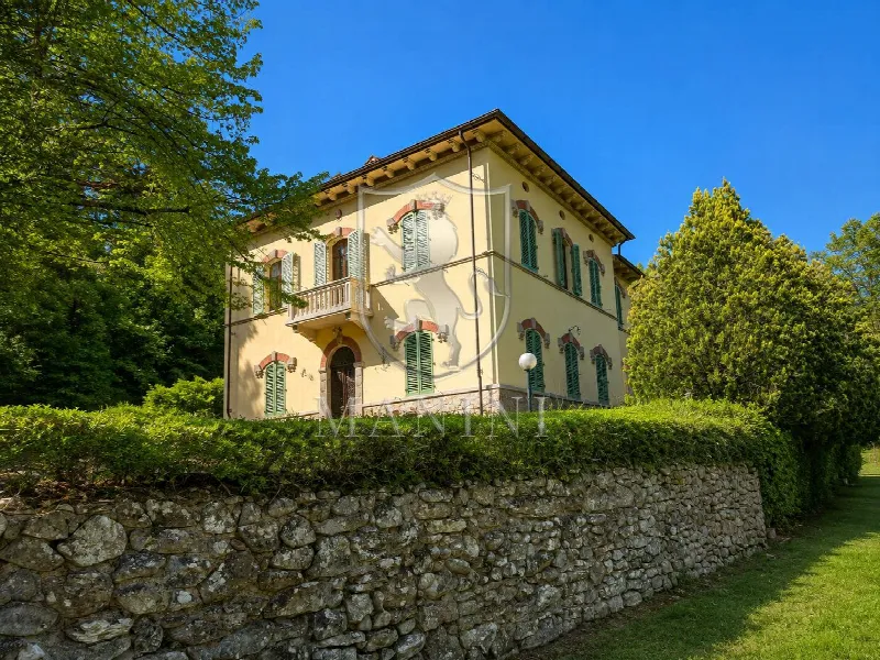 Villa in vendita ad Arezzo, Chiassa Superiore, Giovi, Quarata - foto 1