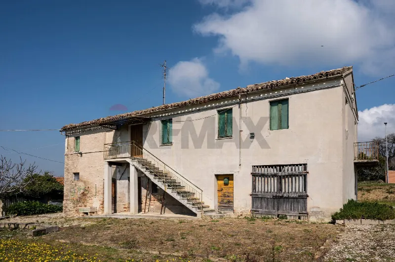 Rustico/Casale in vendita a Recanati - foto 1
