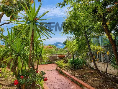 Villa in vendita a Formia - foto 1