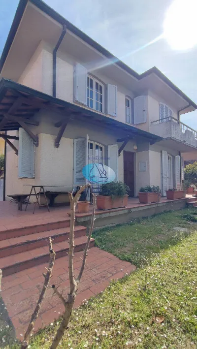 Villa in vendita a Viareggio - foto 3