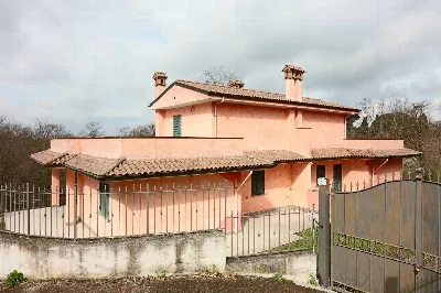 Casa Indipendente in vendita a Vetralla - foto 2