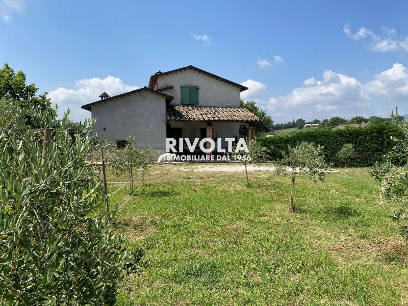 Villa in vendita ad Avigliano Umbro - foto 1
