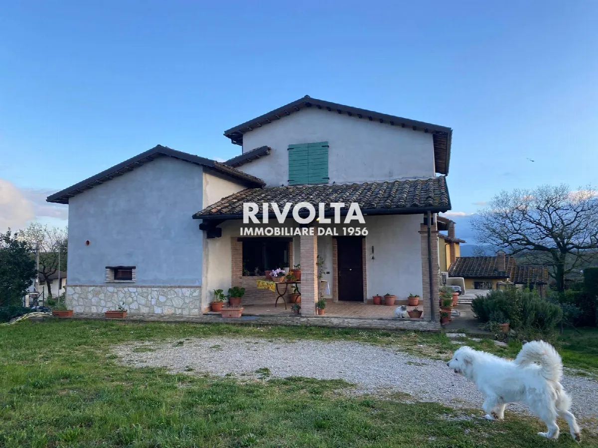Villa in vendita ad Avigliano Umbro - foto 2