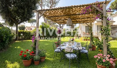 Villa a Fiumicino