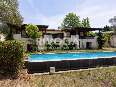 Villa in vendita a Sutri - foto 1