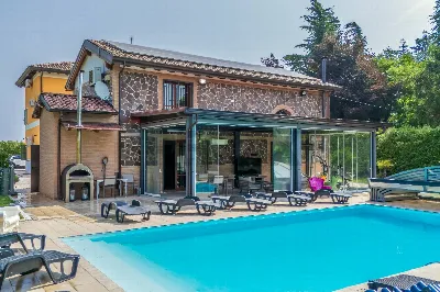 Villa in vendita a Fidenza - foto 1