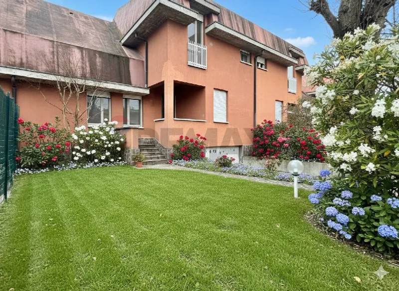Villa in vendita a Carpi - foto 1