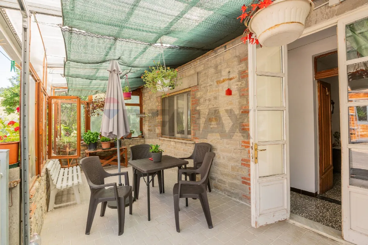 Casa Indipendente in vendita a Tizzano Val Parma - foto 3