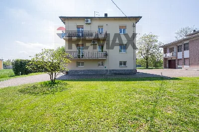 Villa a Parma