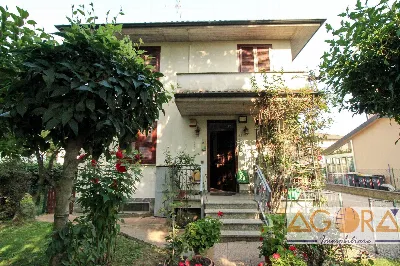 Villa in vendita a Tortona - foto 1