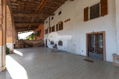 Villa in vendita a Leno - foto 1