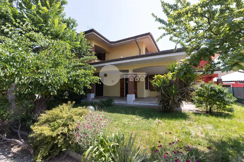 Villa in vendita a Remedello - foto 1