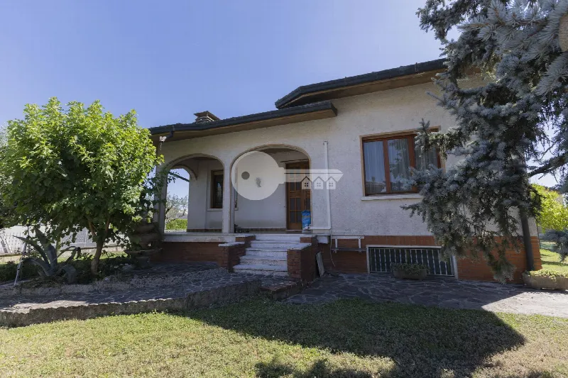 Villa in vendita a Gottolengo - foto 1