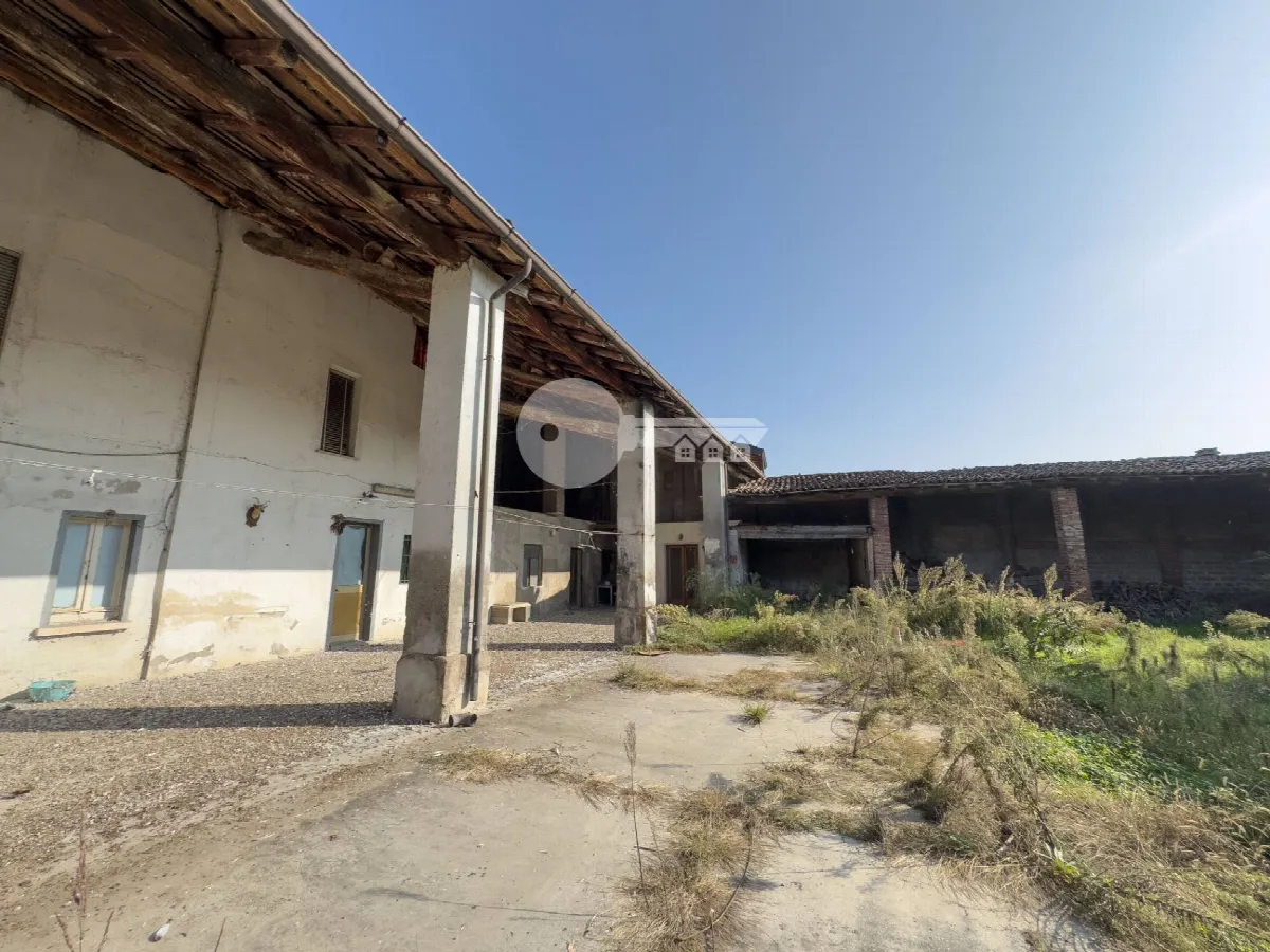 Rustico/Casale in vendita a Ghedi - foto 2