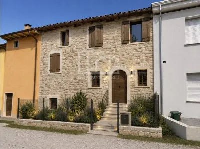 Rustico/Casale in vendita a Volta Mantovan... - foto 1