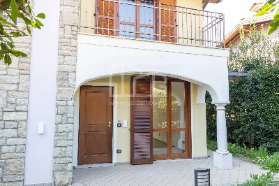 Villa in vendita a Lonato del Garda - foto 1