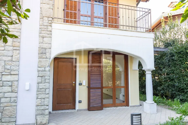 Villa in vendita a Lonato del Garda - foto 1