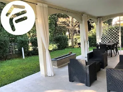 Villa in vendita a Massa, Marina di massa - foto 3