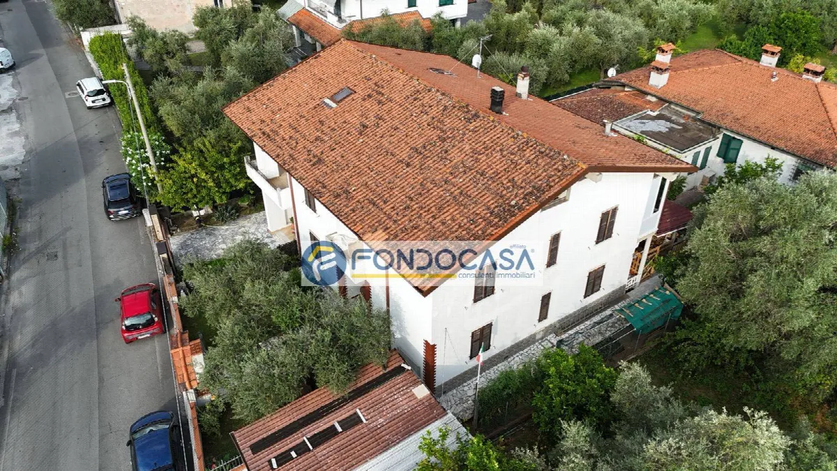 Casa Indipendente in vendita a Massa, Zona Industriale, Castagnola - foto 2