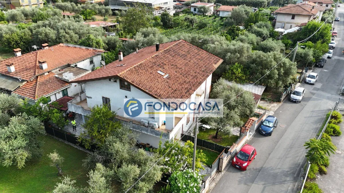 Casa Indipendente in vendita a Massa, Zona Industriale, Castagnola - foto 3